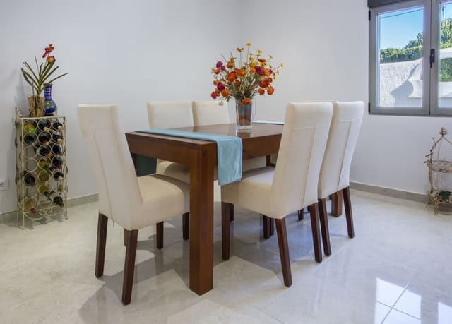 5 makuuhuone Huvila myytävänä paikassa Cometa - Carrió, Calpe / Calp mukana uima-altaan 
autotalli - 850 000 € (Ref: 9119698)