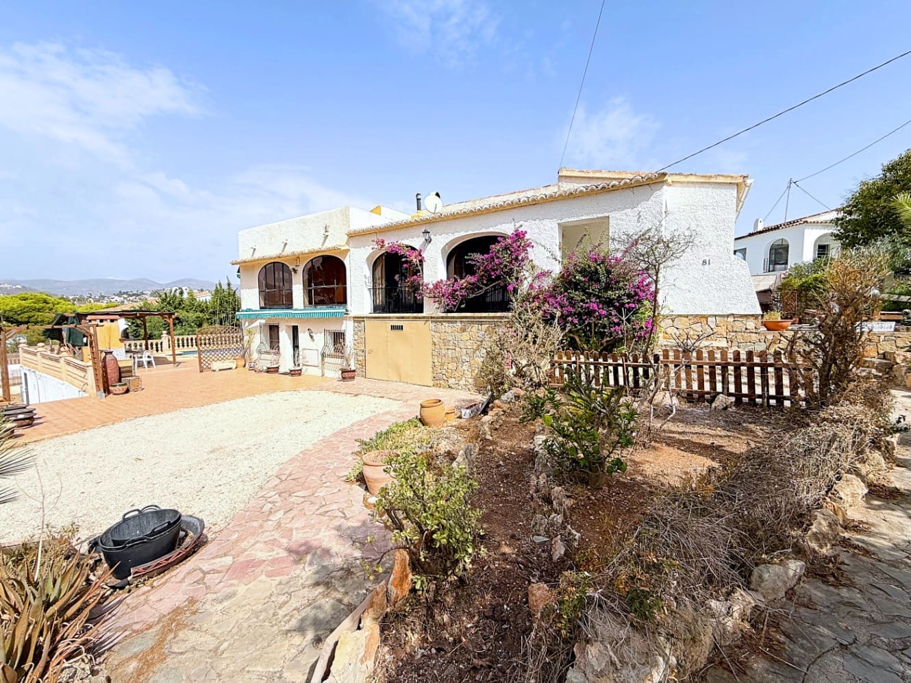 4 makuuhuone Huvila myytävänä paikassa Calpe / Calp mukana uima-altaan 
autotalli - 550 000 € (Ref: 9191370)