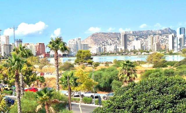 Apartamento de 2 habitaciones en Calpe / Calp en venta con piscina - 349.000 € (Ref: 9194711)