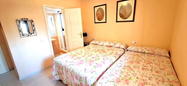 Apartamento de 2 habitaciones en Calpe / Calp en venta con piscina - 349.000 € (Ref: 9194711)