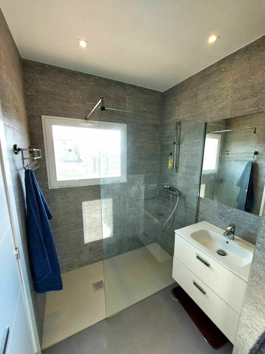 Apartamento de 3 habitaciones en Calpe / Calp en venta con piscina garaje - 690.000 € (Ref: 9197326)