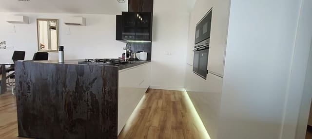 4 Zimmer Villa zu verkaufen in Calpe / Calp mit Pool Garage - 999.900 € (Ref: 9231533)