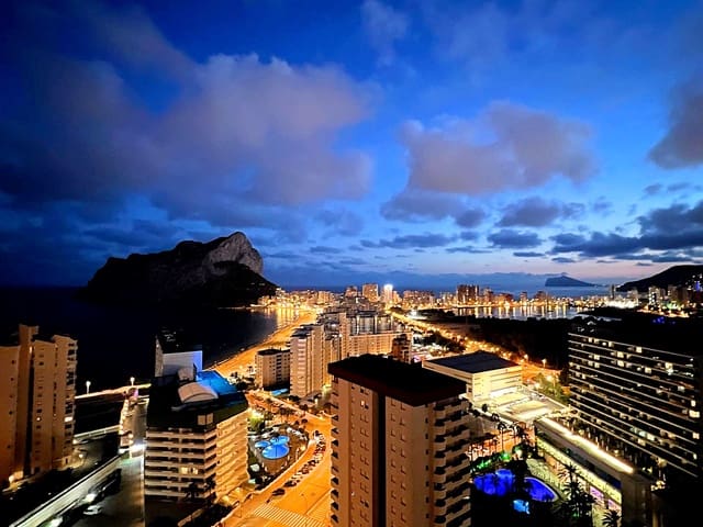 3 makuuhuone Kattohuoneisto myytävänä paikassa Levante - Playa Fossa, Calpe / Calp mukana uima-altaan 
autotalli - 985 000 € (Ref: 9248902)