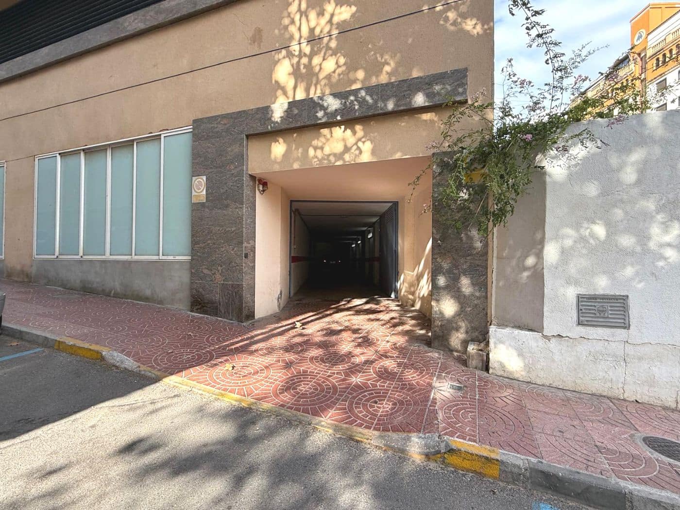 Garasje til salgs i Calpe / Calp - € 50 000 (Ref: 9315194)