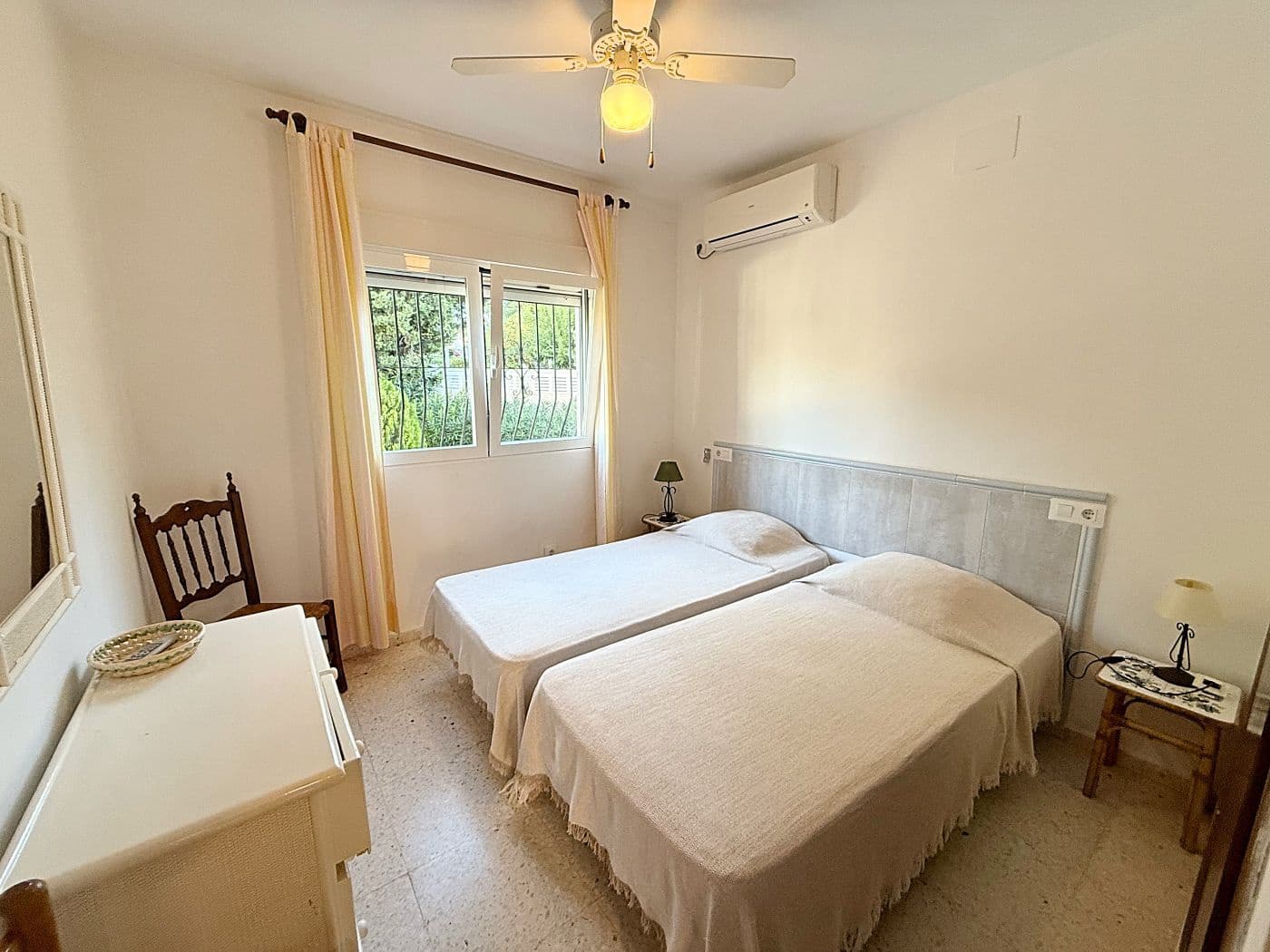 3 chambre Villa/Maison à vendre à Calpe / Calp avec piscine garage - 385 000 € (Ref: 9330998)