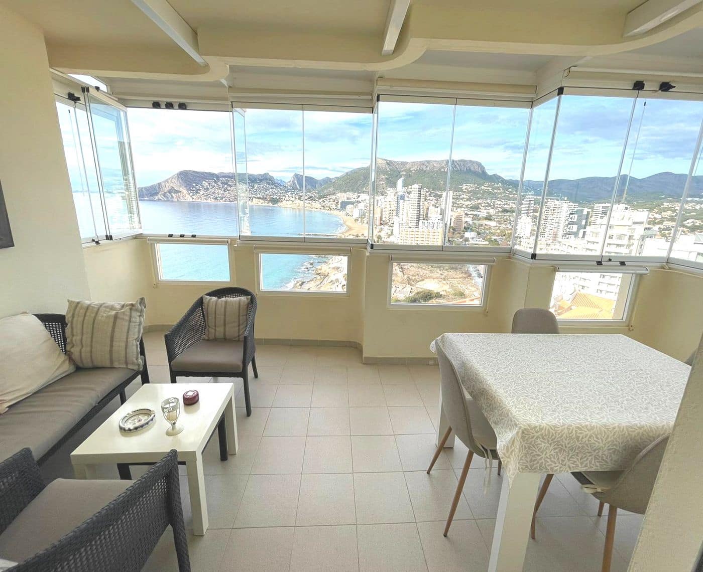 2 quarto Apartamento para venda em Calpe / Calp com piscina garagem - 495 000 € (Ref: 9379904)