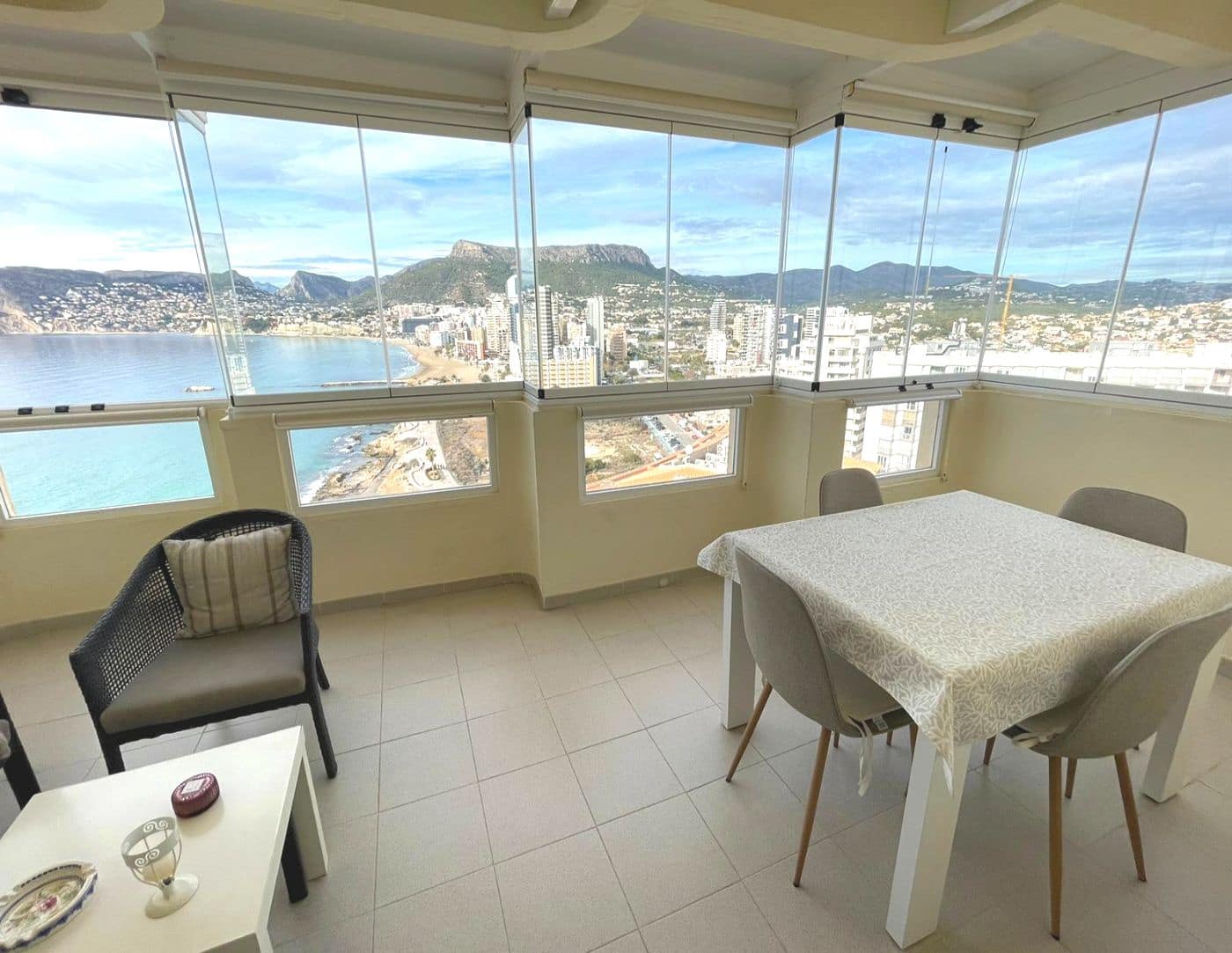 2 quarto Apartamento para venda em Calpe / Calp com piscina garagem - 495 000 € (Ref: 9379904)