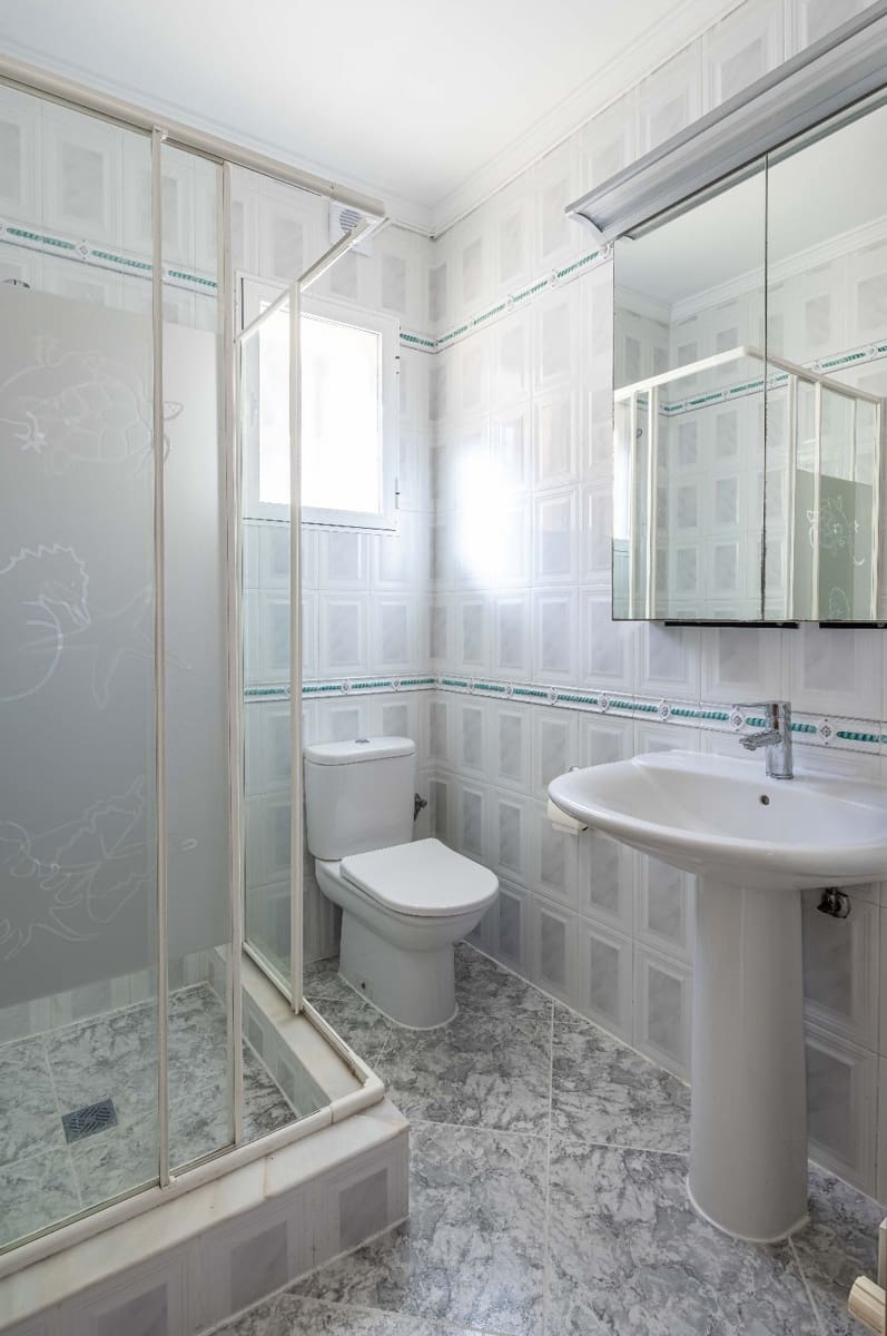 4 sypialnia Willa na sprzedaż w Calpe / Calp z garażem - 716 000 € (Ref: 9469822)