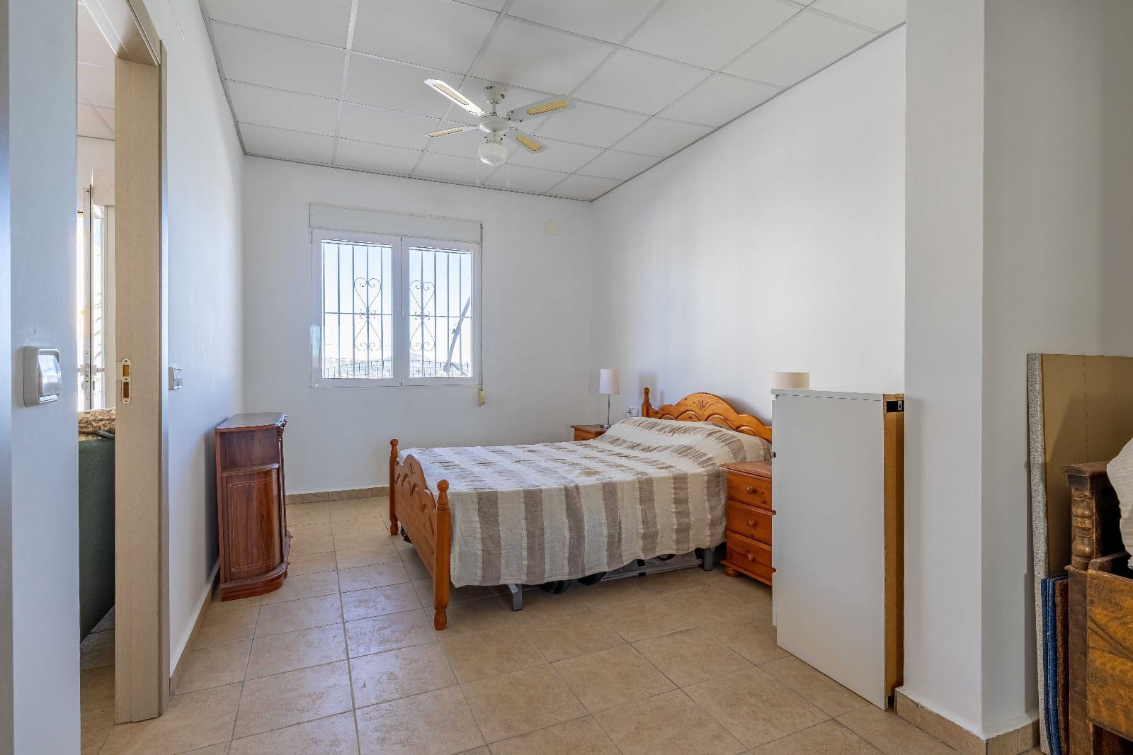 4 sypialnia Willa na sprzedaż w Calpe / Calp z garażem - 716 000 € (Ref: 9469822)