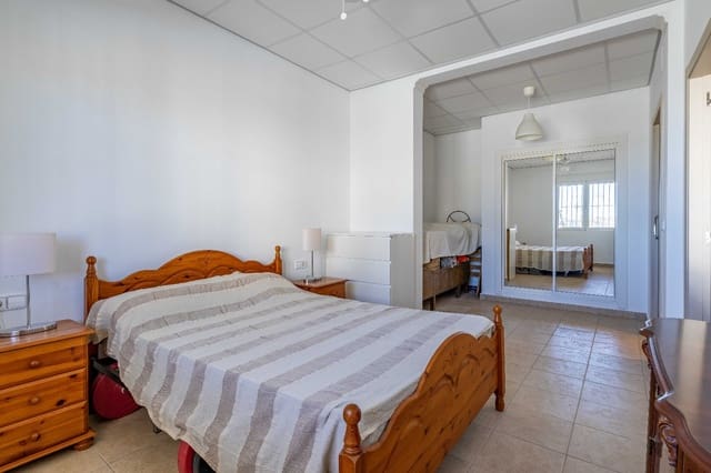 4 sypialnia Willa na sprzedaż w Calpe / Calp z garażem - 716 000 € (Ref: 9469822)