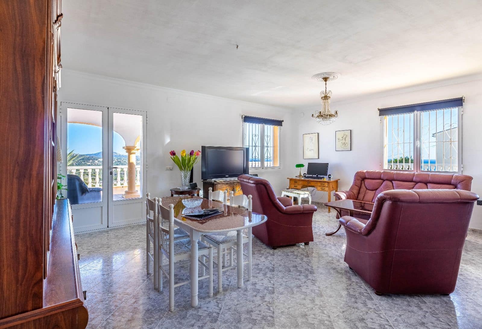 4 sypialnia Willa na sprzedaż w Calpe / Calp z garażem - 716 000 € (Ref: 9469822)