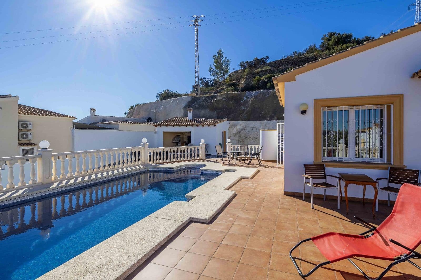 4 sypialnia Willa na sprzedaż w Calpe / Calp z garażem - 716 000 € (Ref: 9469822)