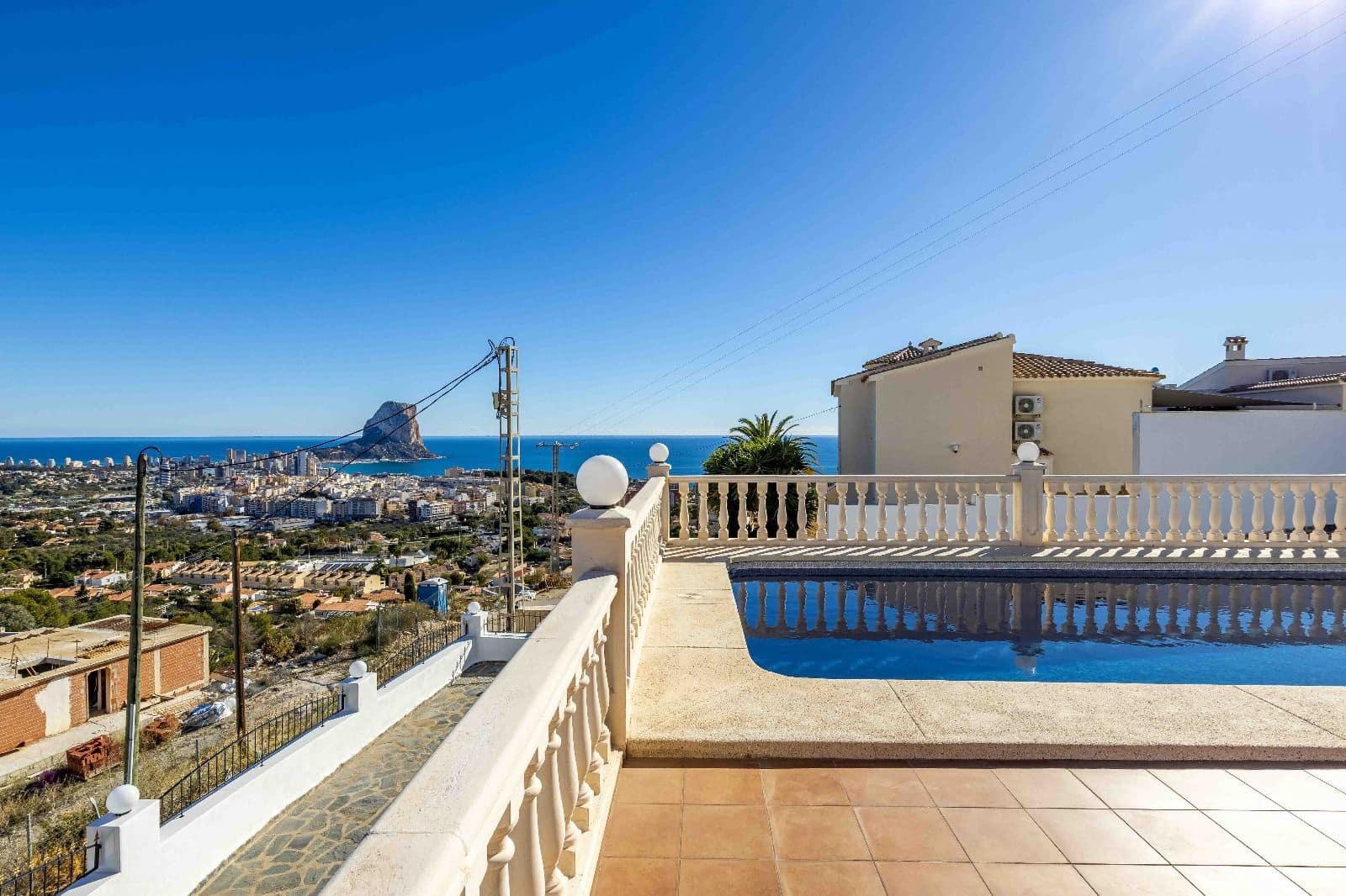 4 sypialnia Willa na sprzedaż w Calpe / Calp z garażem - 716 000 € (Ref: 9469822)