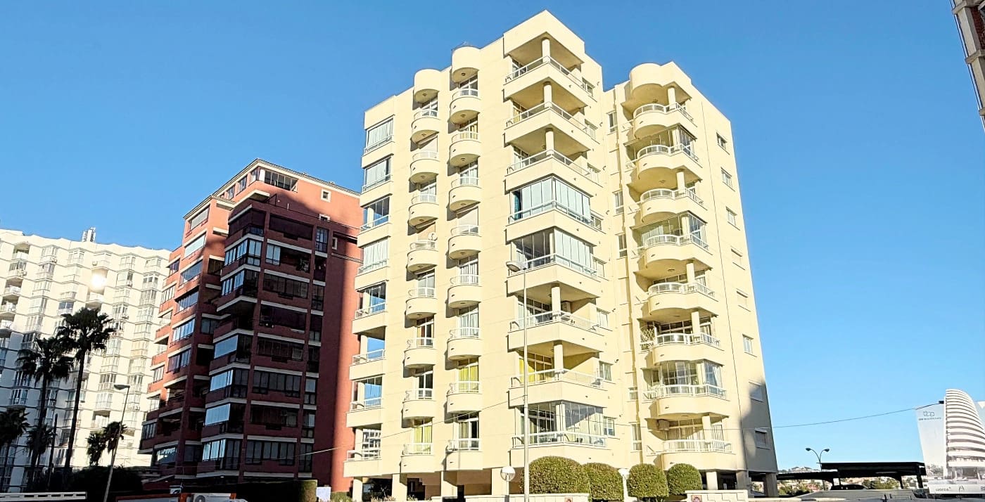 2 bedroom Apartment for sale in Calpe / Calp with pool garage - € 330,000 (Ref: 9482387)