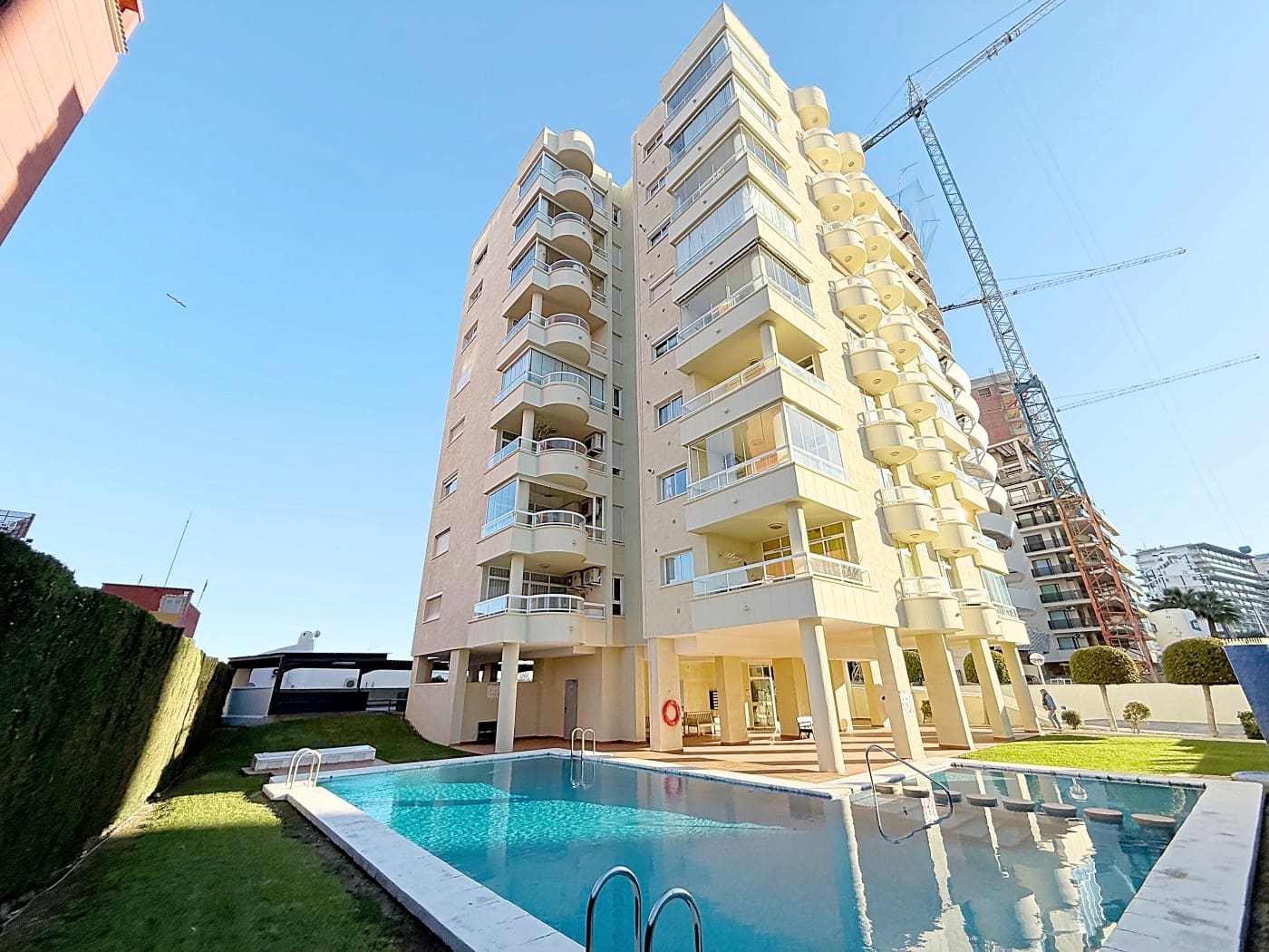 2 bedroom Apartment for sale in Calpe / Calp with pool garage - € 330,000 (Ref: 9482387)