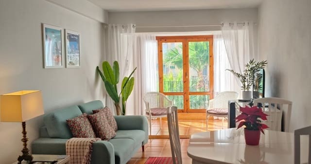 2 bedroom Apartment for sale in Calpe / Calp - € 225,000 (Ref: 9500736)