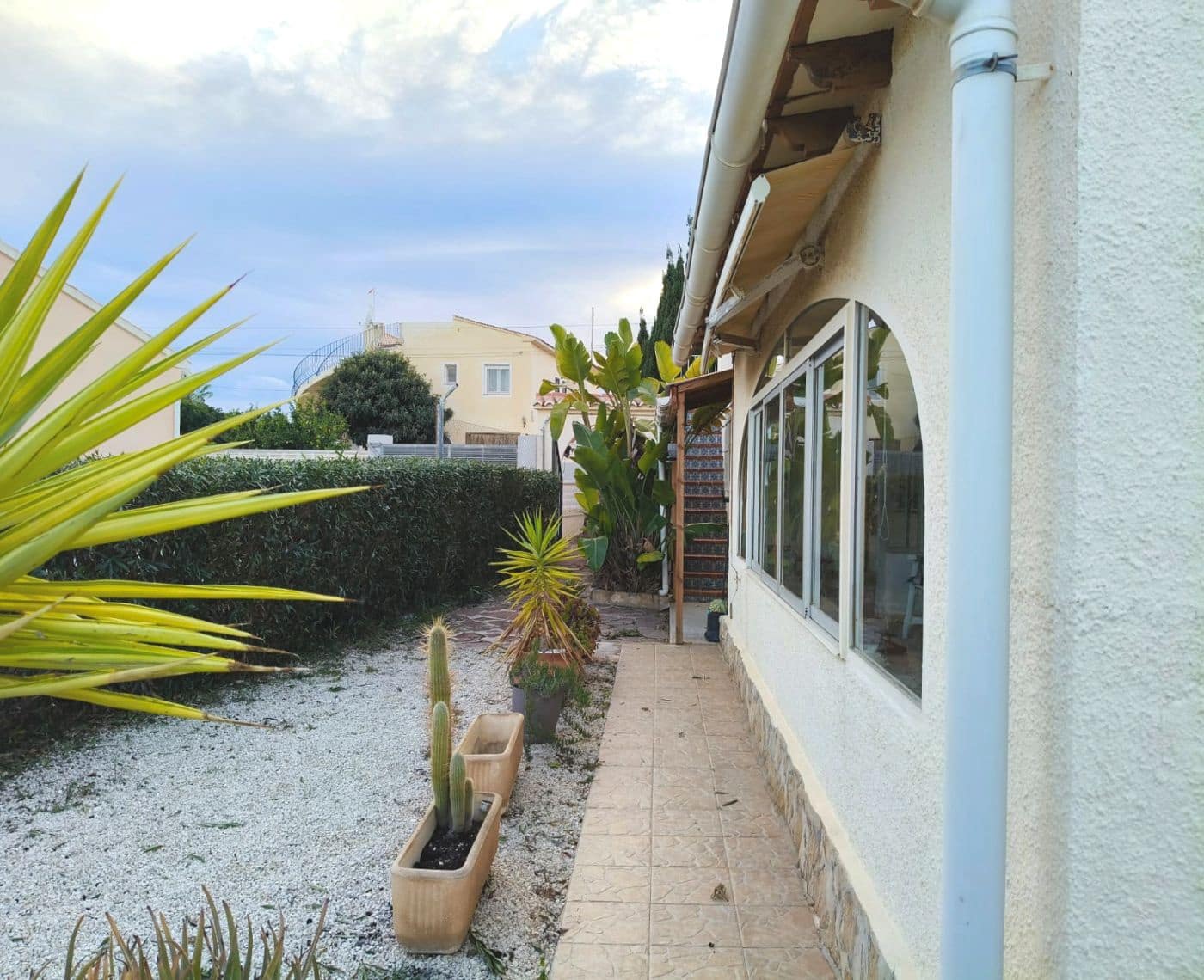 Chalet de 3 habitaciones en Calpe / Calp en venta con piscina garaje - 475.000 € (Ref: 9535234)