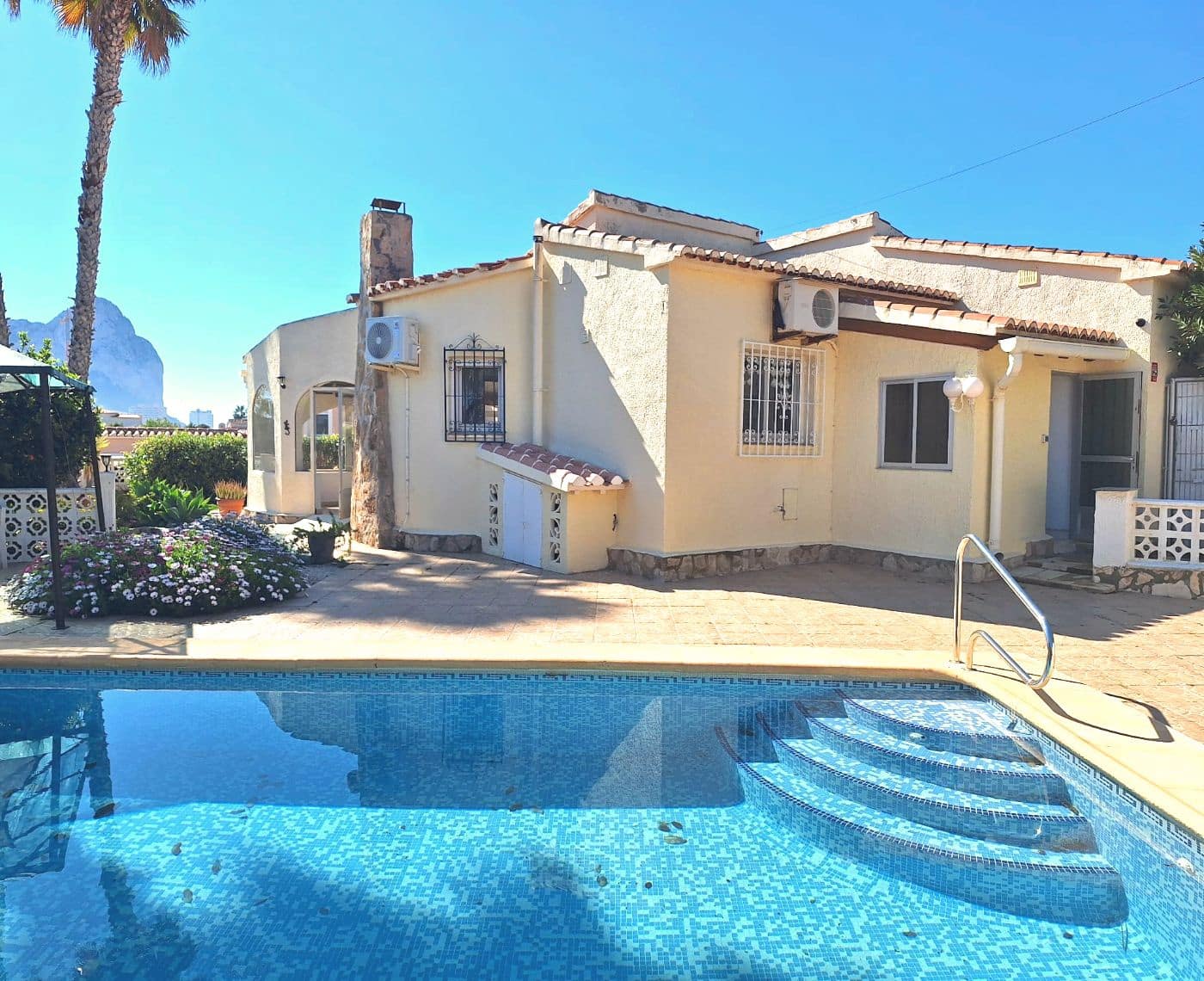 3 soveværelse Villa til salg i Calpe / Calp med swimmingpool garage - € 475.000 (Ref: 9535234)