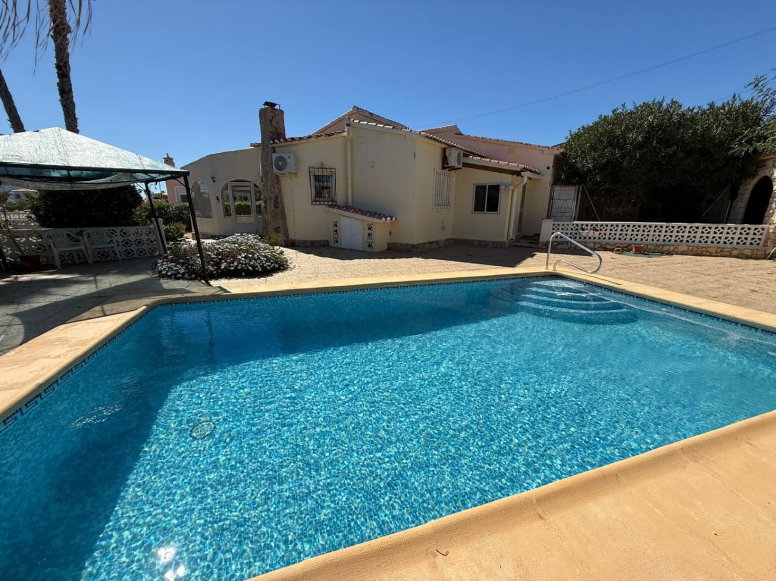 3 soveværelse Villa til salg i Calpe / Calp med swimmingpool garage - € 475.000 (Ref: 9535234)