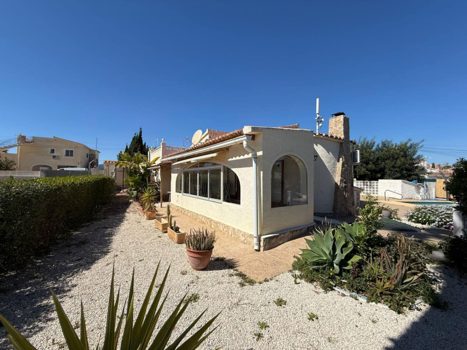3 soveværelse Villa til salg i Calpe / Calp med swimmingpool garage - € 475.000 (Ref: 9535234)