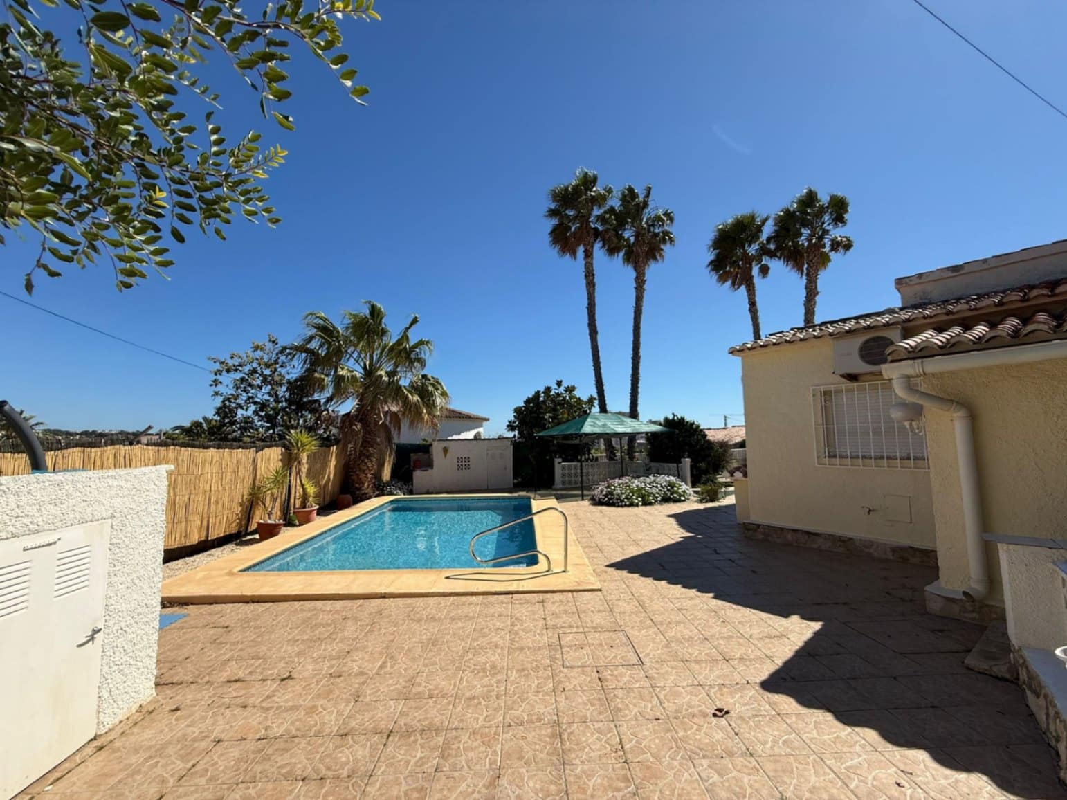 3 soveværelse Villa til salg i Calpe / Calp med swimmingpool garage - € 475.000 (Ref: 9535234)