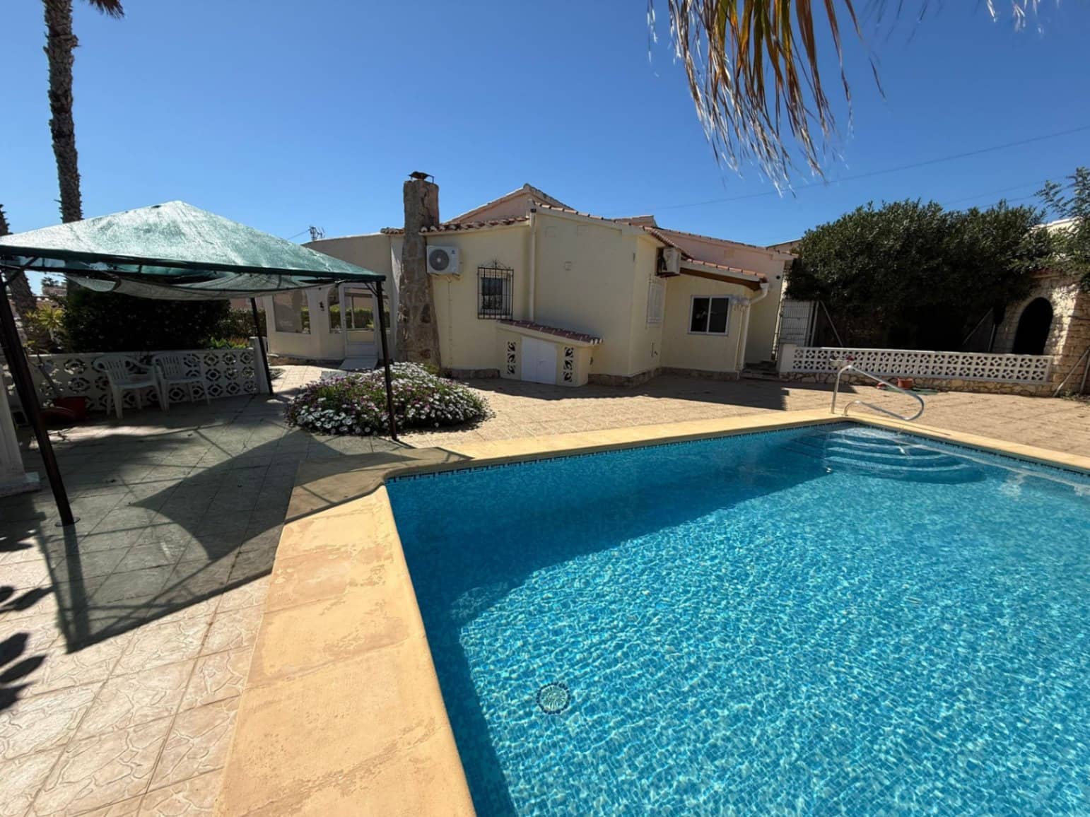 3 soveværelse Villa til salg i Calpe / Calp med swimmingpool garage - € 475.000 (Ref: 9535234)