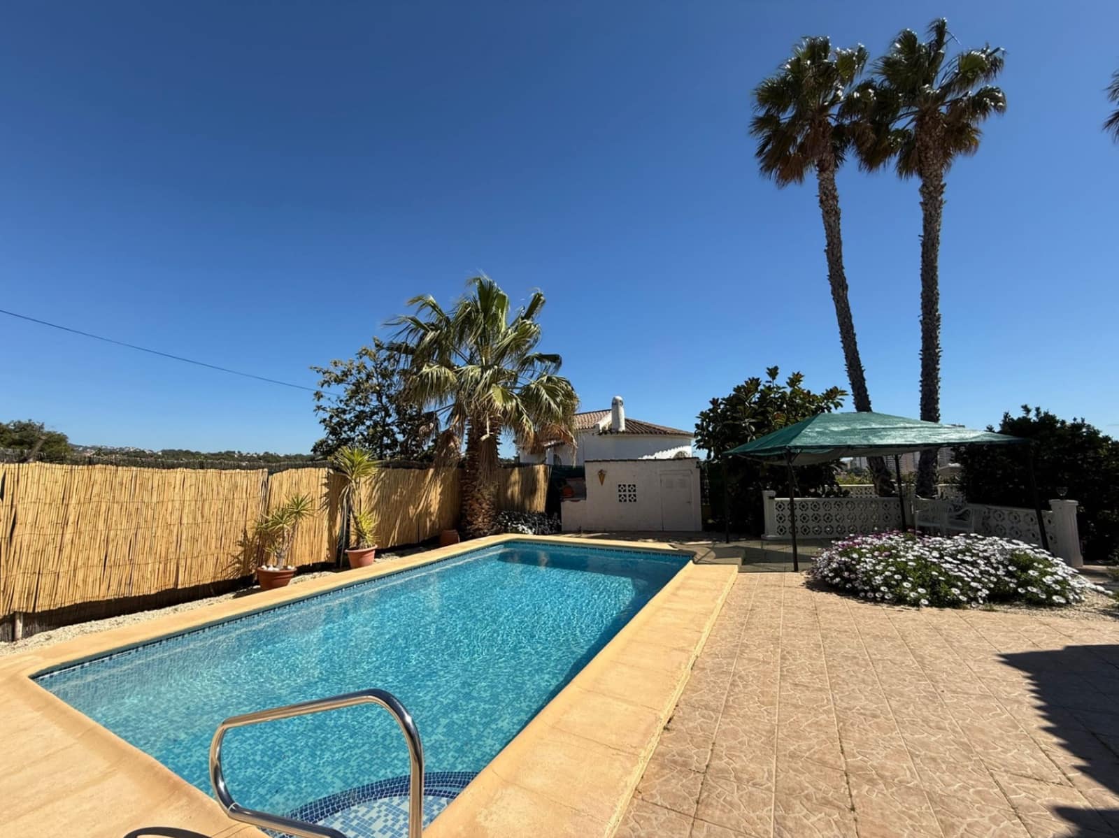 3 soveværelse Villa til salg i Calpe / Calp med swimmingpool garage - € 475.000 (Ref: 9535234)