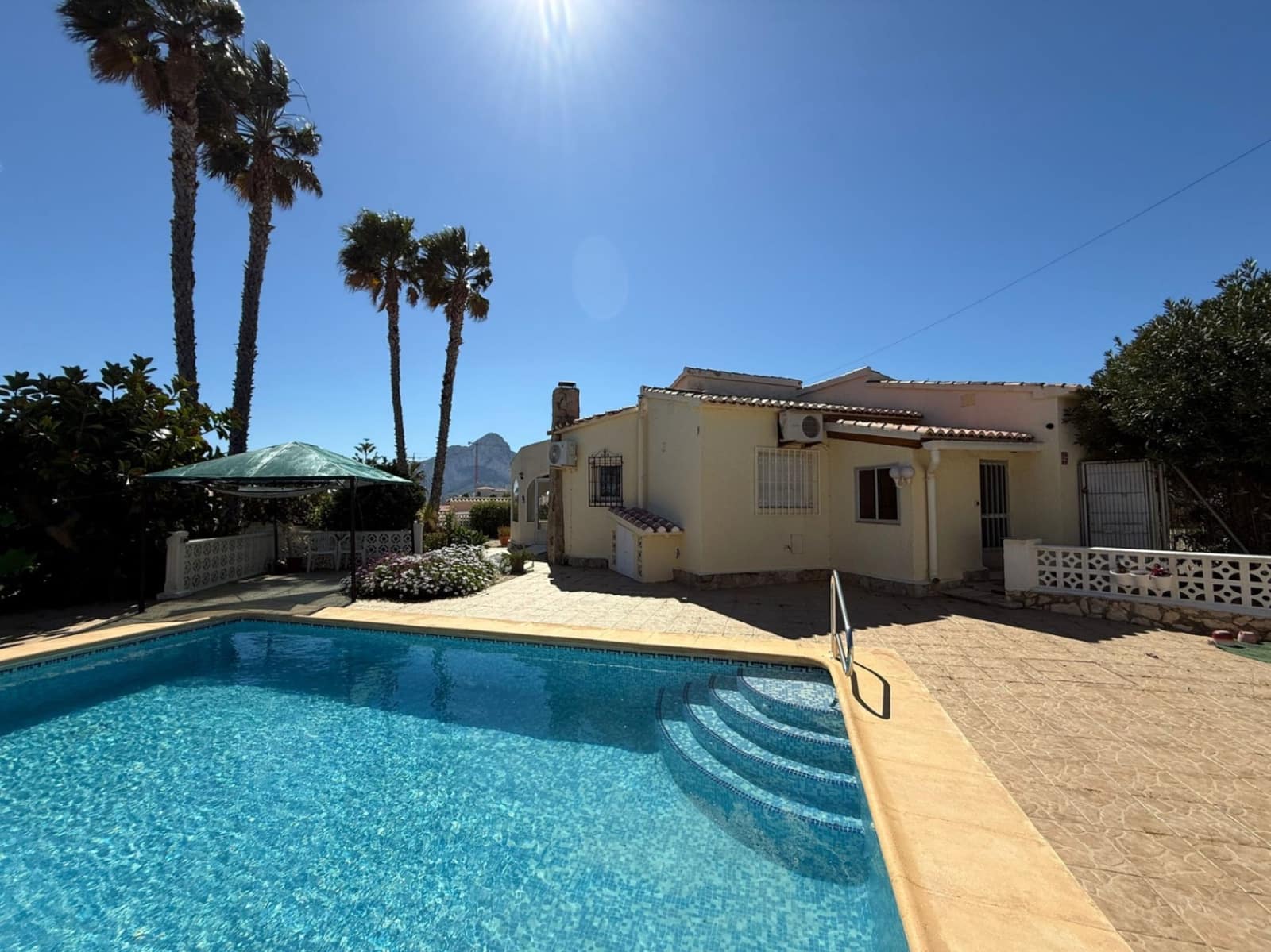 3 soveværelse Villa til salg i Calpe / Calp med swimmingpool garage - € 475.000 (Ref: 9535234)