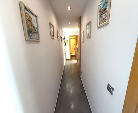 2 soveværelse Lejlighed til salg i Calpe / Calp med garage - € 240.000 (Ref: 9550209)