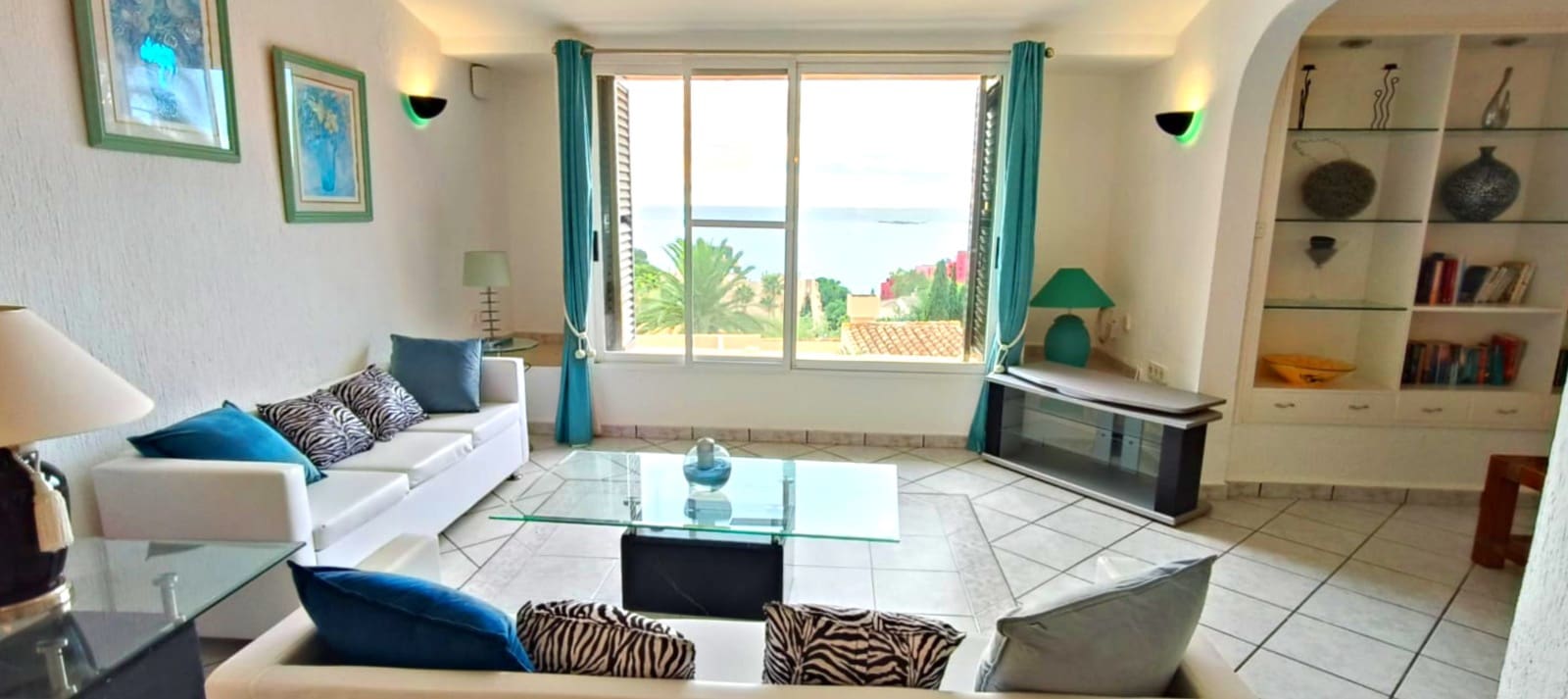 4 Zimmer Villa zu verkaufen in Calpe / Calp mit Pool Garage - 899.000 € (Ref: 9572282)