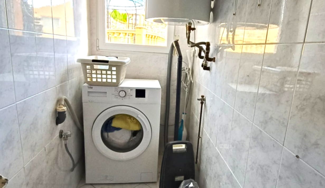 4 Zimmer Villa zu verkaufen in Calpe / Calp mit Pool Garage - 899.000 € (Ref: 9572282)