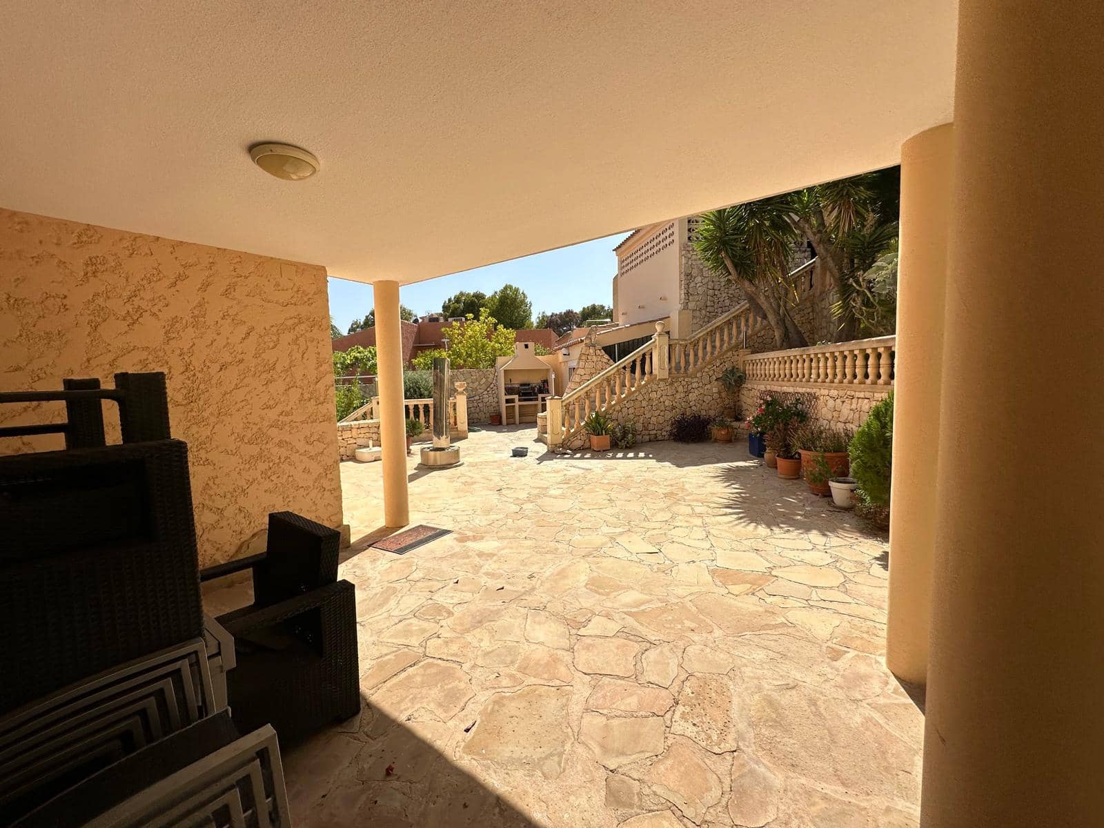 4 Zimmer Villa zu verkaufen in Calpe / Calp mit Pool Garage - 899.000 € (Ref: 9572282)