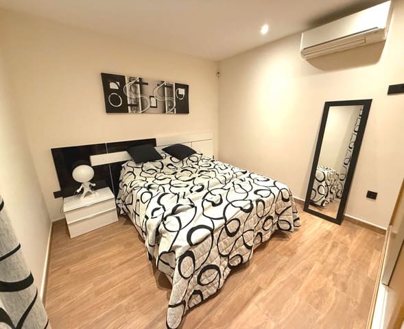 4 makuuhuone Huvila myytävänä paikassa Calpe / Calp mukana uima-altaan 
autotalli - 745 000 € (Ref: 9610307)