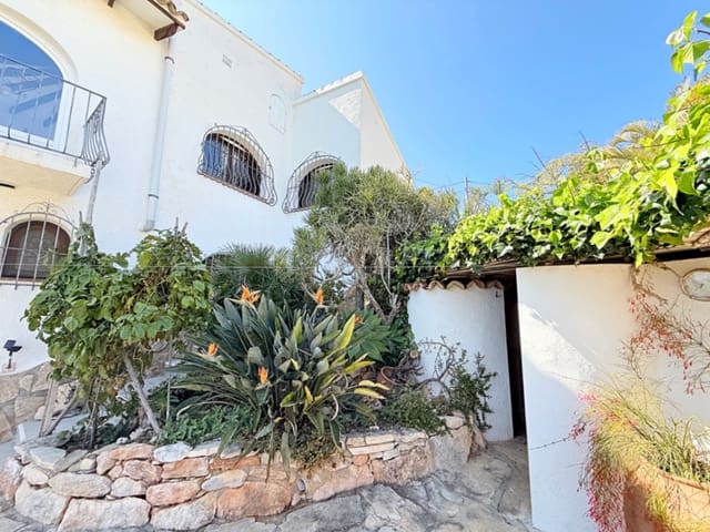 2 slaapkamer Villa te koop in Cometa - Carrió, Calpe / Calp met garage - € 640.000 (Ref: 9720419)