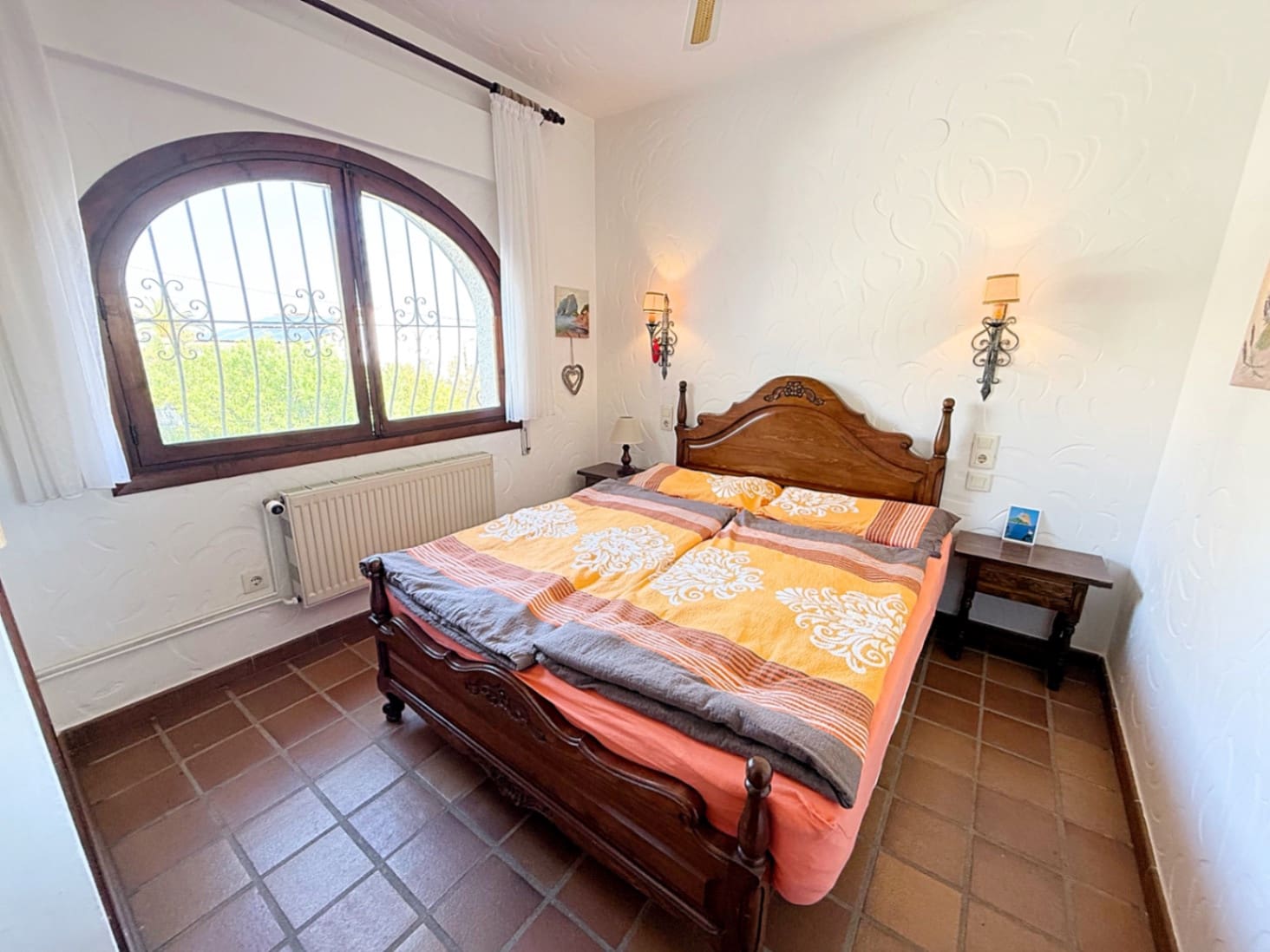 2 sypialnia Willa na sprzedaż w Calpe / Calp z garażem - 640 000 € (Ref: 9720419)