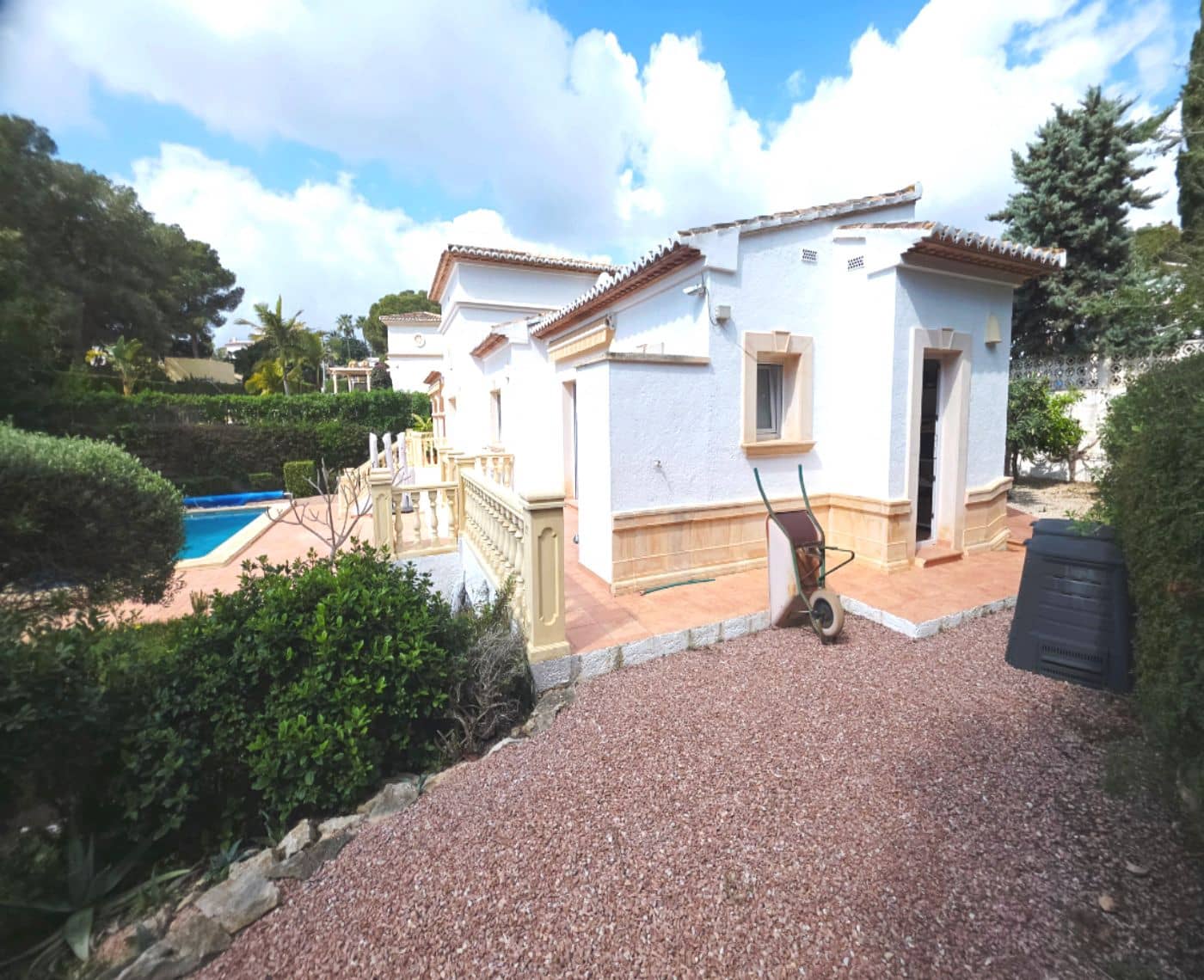 3 slaapkamer Villa te koop in Moraira met zwembad garage - € 695.000 (Ref: 9750973)
