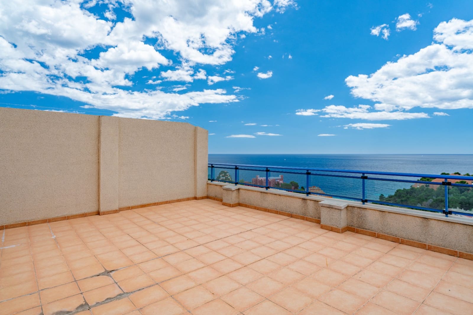 4 bedroom Apartment for sale in Calpe / Calp with pool garage - € 675,000 (Ref: 9814668)