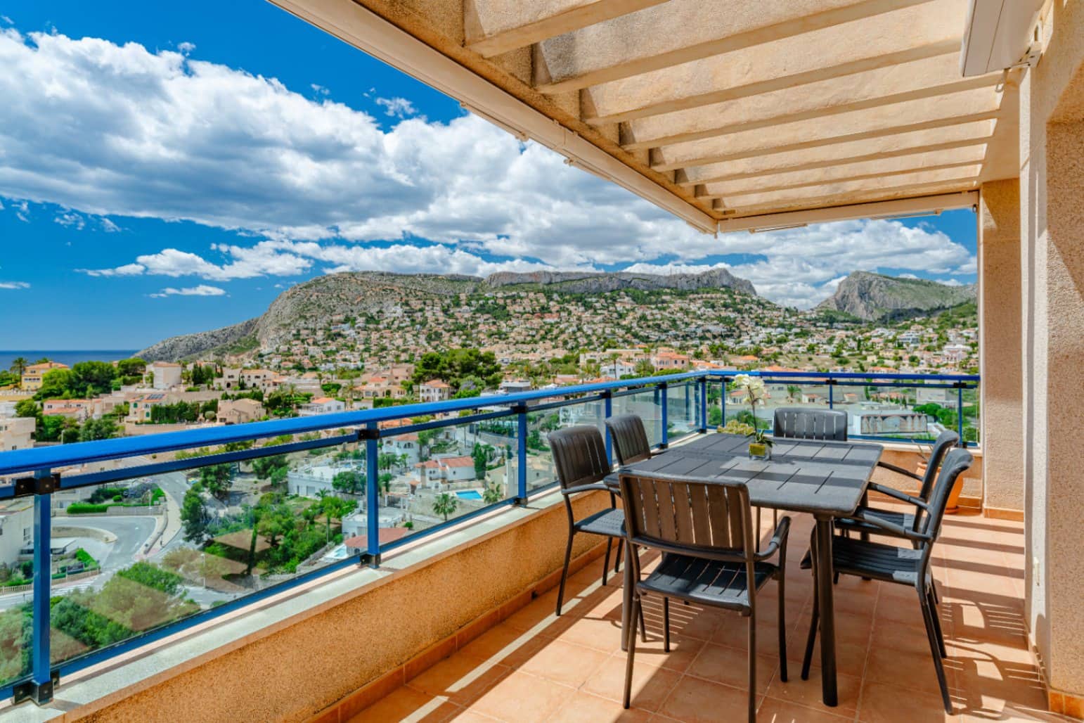 4 bedroom Apartment for sale in Calpe / Calp with pool garage - € 675,000 (Ref: 9814668)