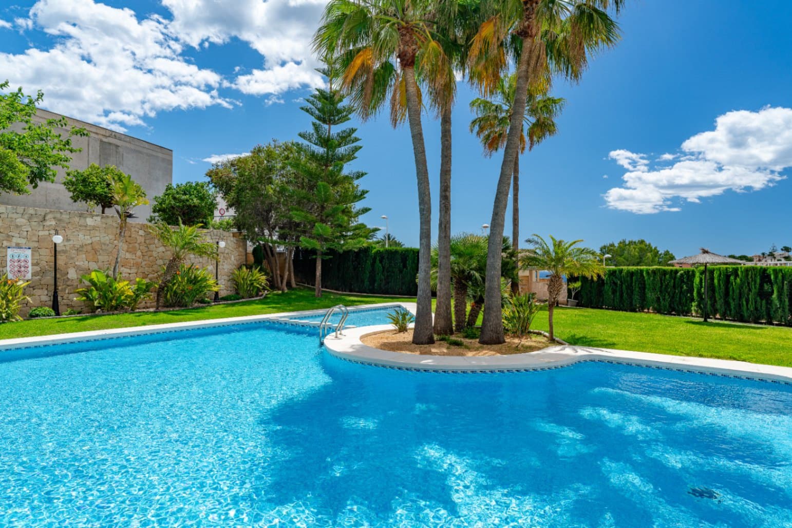 4 bedroom Apartment for sale in Calpe / Calp with pool garage - € 675,000 (Ref: 9814668)