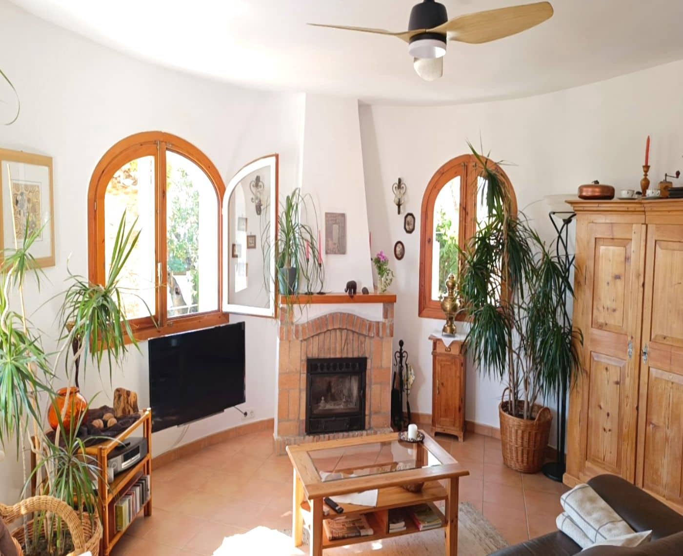 4 bedroom Villa for sale in Calpe / Calp - € 695,000 (Ref: 9823119)
