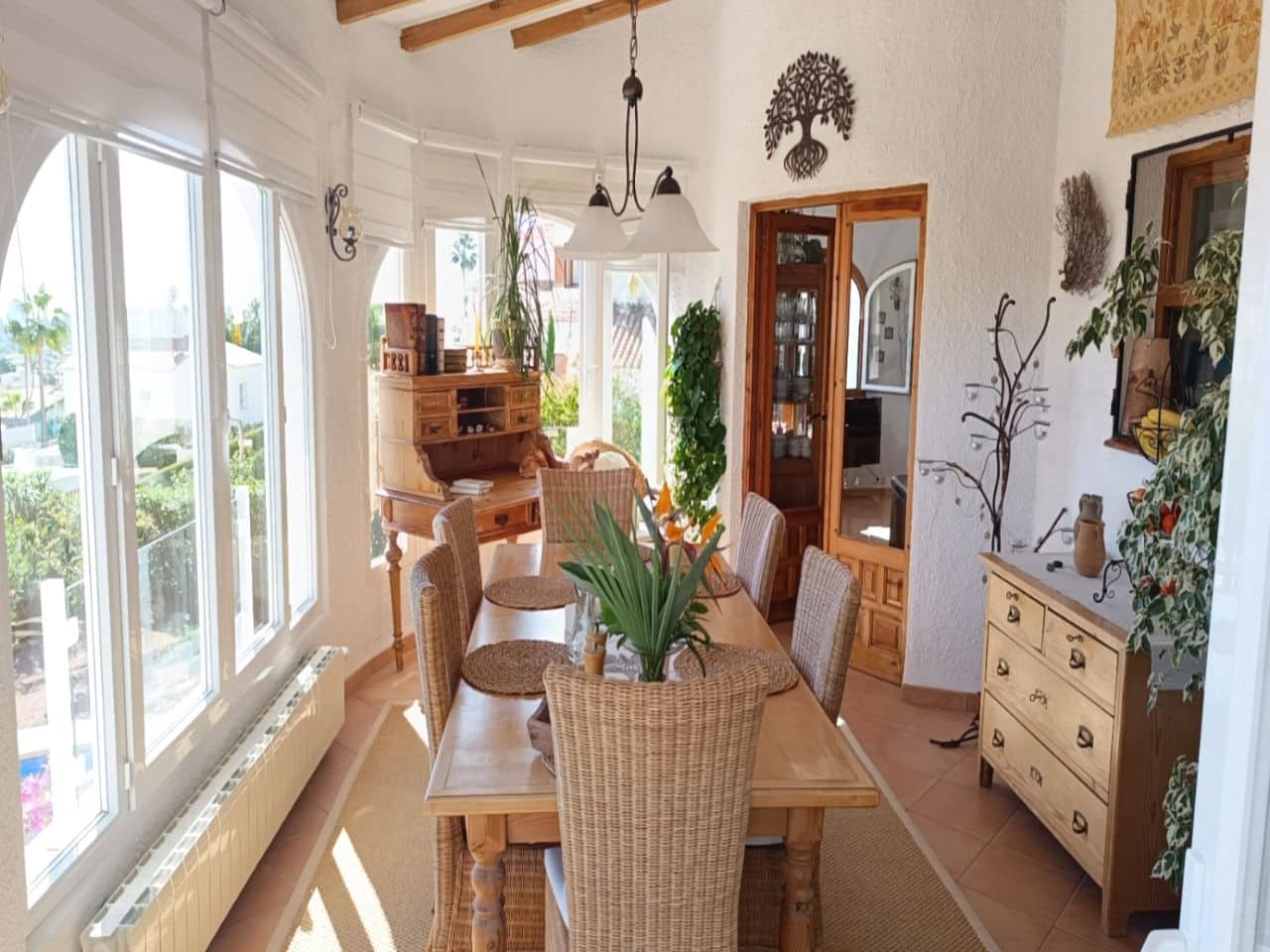 4 bedroom Villa for sale in Calpe / Calp with pool - € 695,000 (Ref: 9823119)
