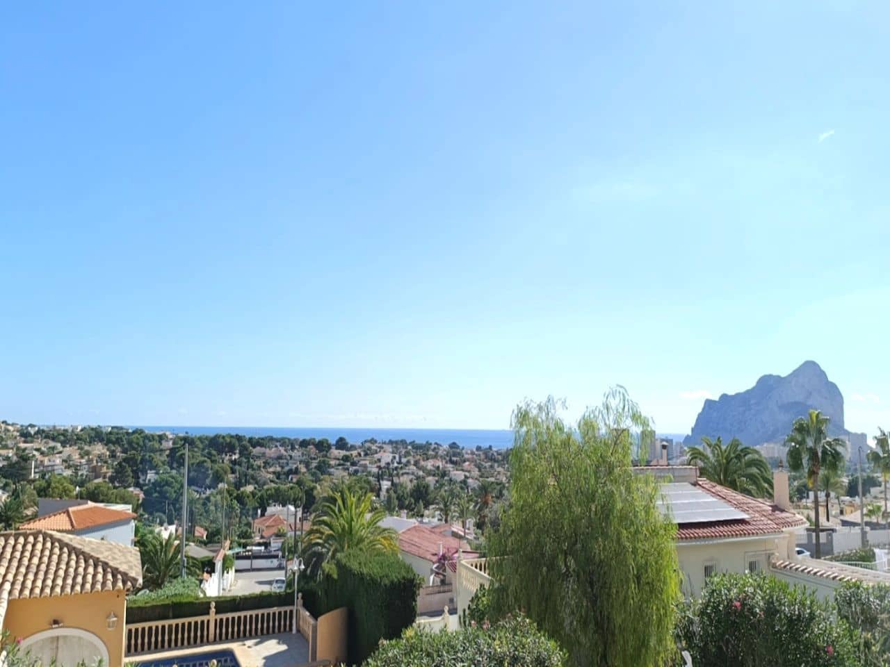 4 bedroom Villa for sale in Calpe / Calp with pool - € 695,000 (Ref: 9823119)