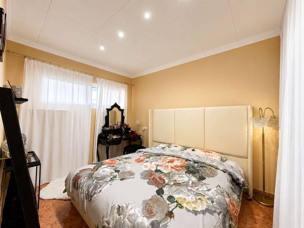 1 bedroom Apartment for sale in Calpe / Calp with pool garage - € 650,000 (Ref: 9856011)