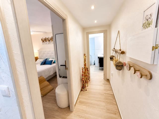 1 bedroom Apartment for sale in Calpe / Calp - € 210,000 (Ref: 9893045)
