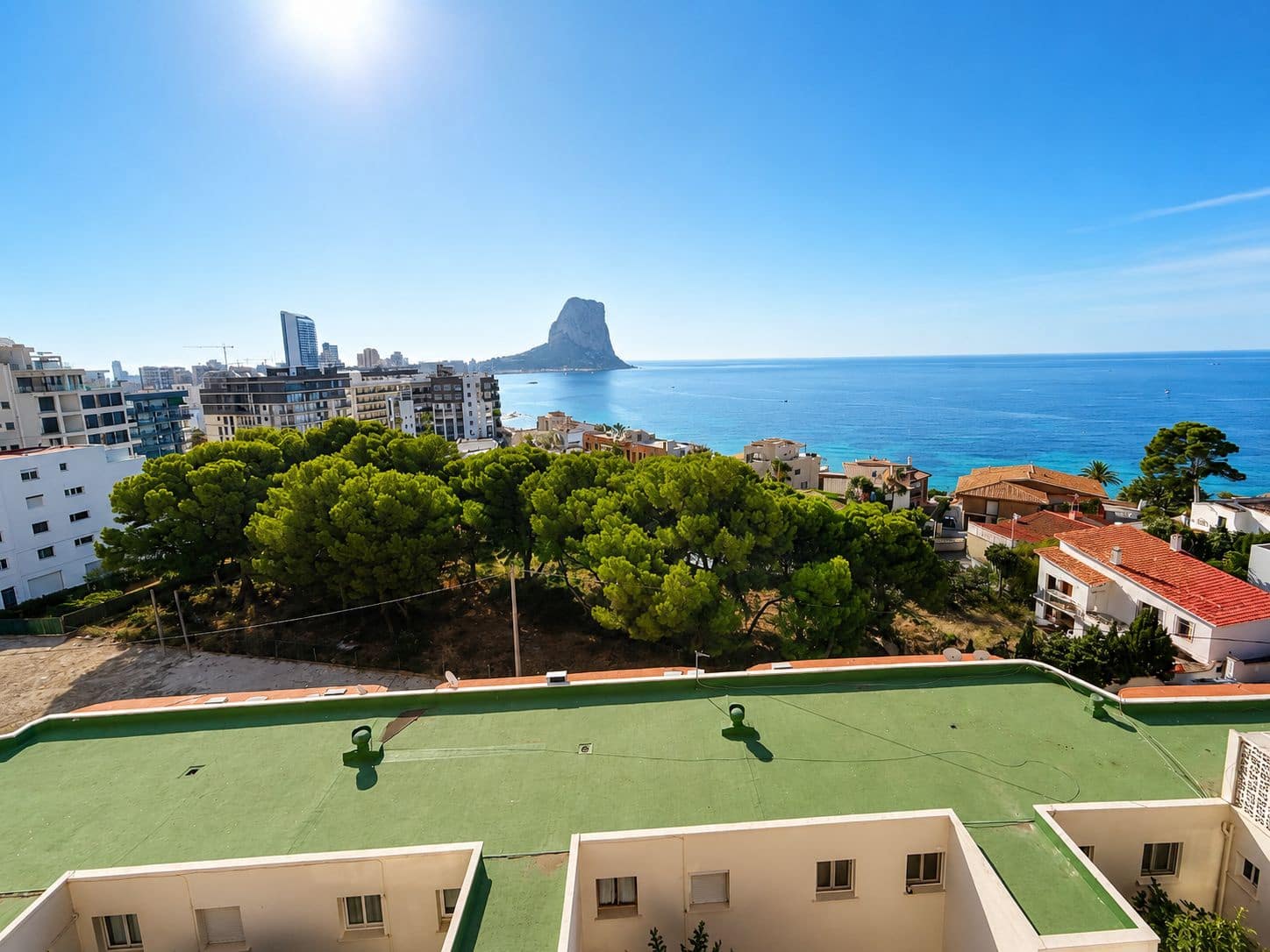 2 bedroom Apartment for sale in Calpe / Calp with pool garage - € 359,000 (Ref: 9934783)