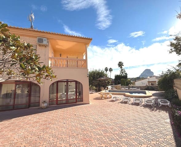 Chalet de 10 habitaciones en Cometa - Carrió, Calpe / Calp en venta con piscina garaje - 950.000 € (Ref: 9974264)