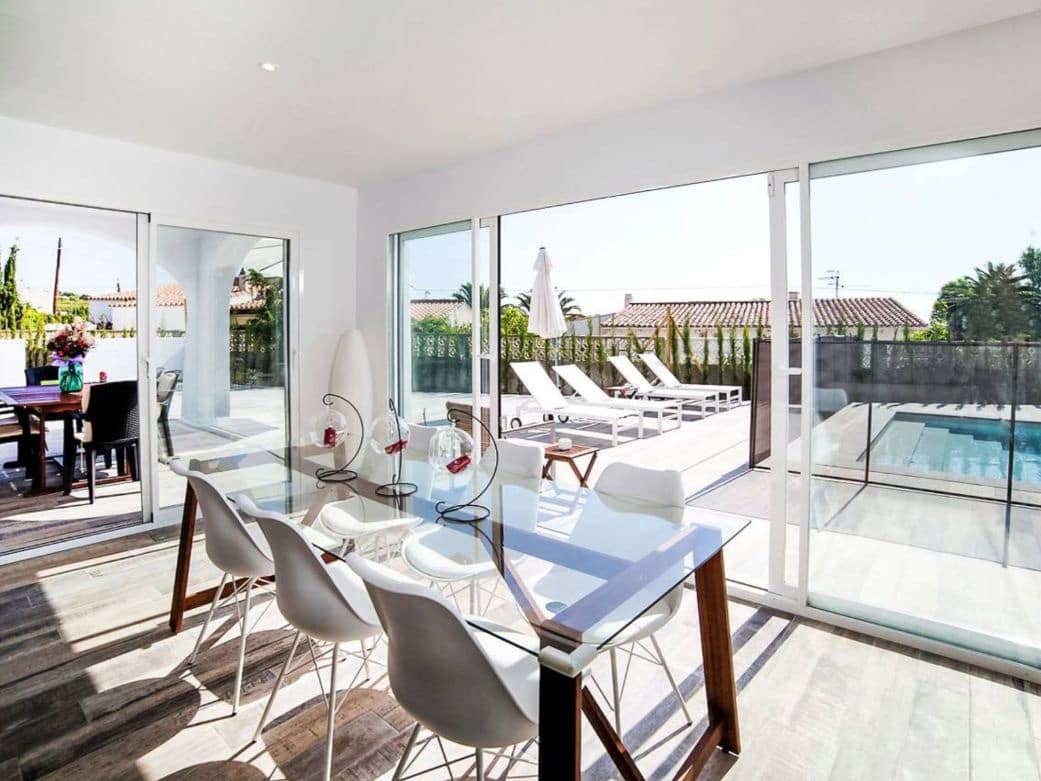 5 sypialnia Willa na sprzedaż w Calpe / Calp z basenem garażem - 750 000 € (Ref: 9997753)