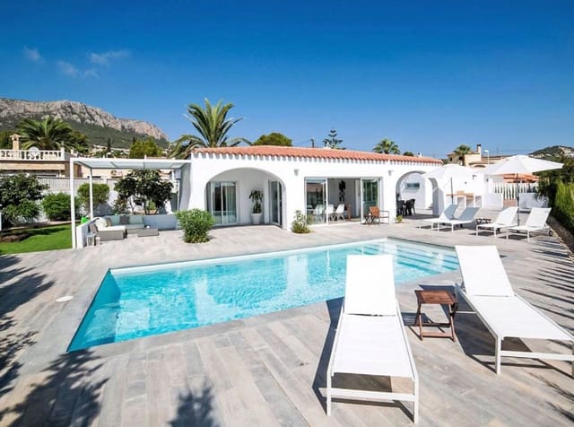 5 sypialnia Willa na sprzedaż w Gargasindi, Calpe / Calp z basenem garażem - 750 000 € (Ref: 9997753)