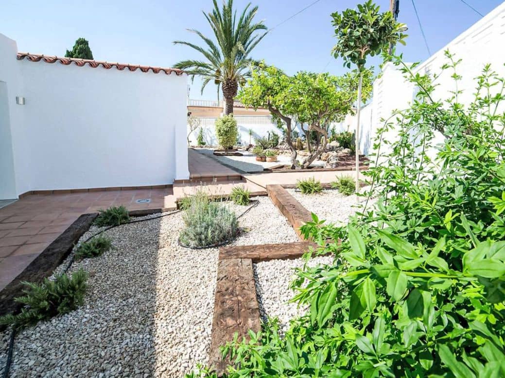 5 sypialnia Willa na sprzedaż w Calpe / Calp z basenem garażem - 750 000 € (Ref: 9997753)