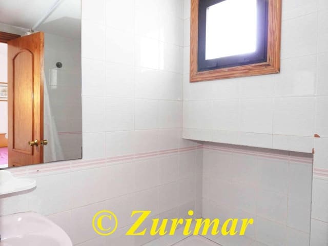 Apartment for sale in Roquetas de Mar with pool - € 149,000 (Ref: 10027590)